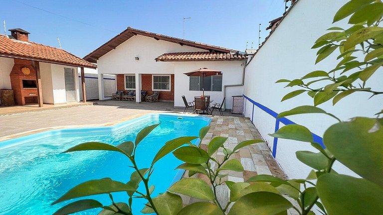 Sua casa de férias em Peruíbe – 4 quartos, piscina privativa