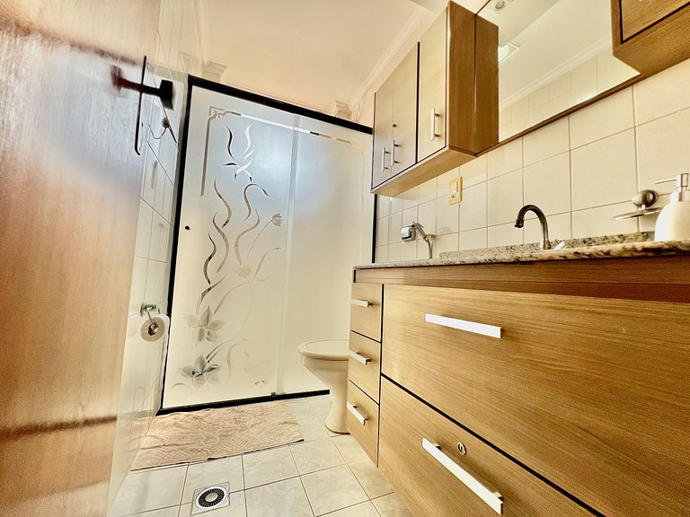 50m Praia-Tupi - WI-FI -SmartTV- Enxoval completo