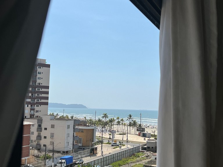 50m Praia-Tupi - WI-FI -SmartTV- Enxoval completo