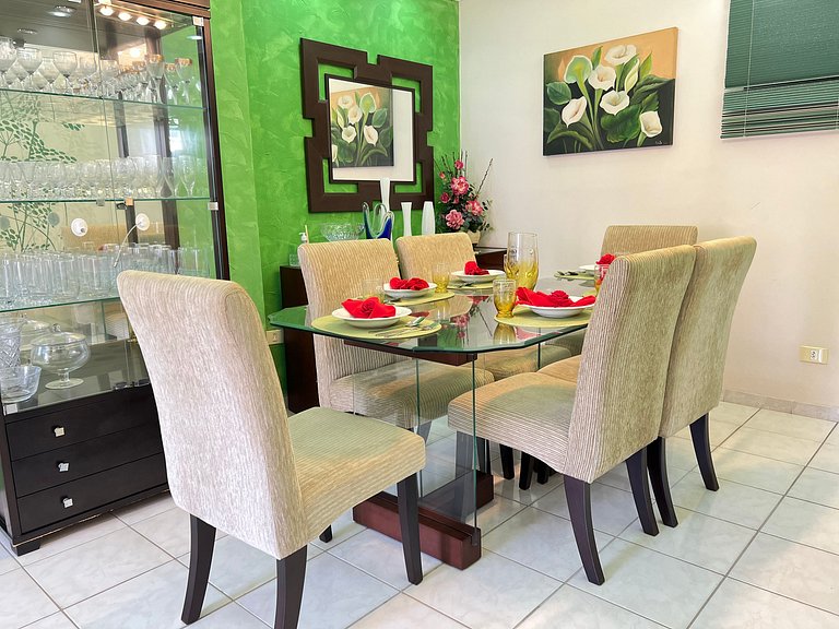 50m Praia-Tupi - WI-FI -SmartTV- Enxoval completo