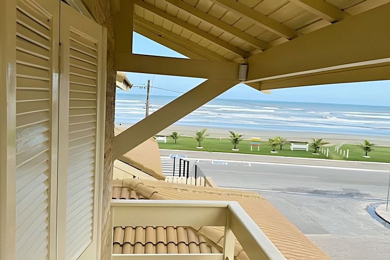 Beira Mar - Hidro- Wi-fi- Vista mar- Churrasqueira