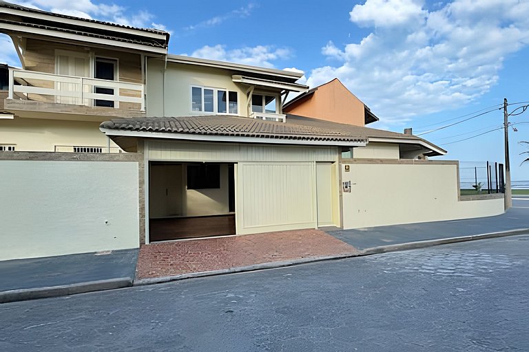 Beira Mar - Hidro- Wi-fi- Vista mar- Churrasqueira