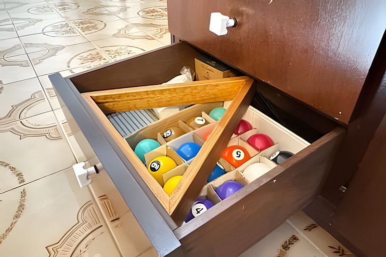 Oásis- 50m do Mar- Churrasqueira