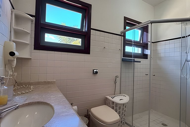 200M da praia, Ar, Piscina, Churrasqueira, Jardim