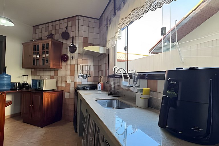 200M da praia, Ar, Piscina, Churrasqueira, Jardim