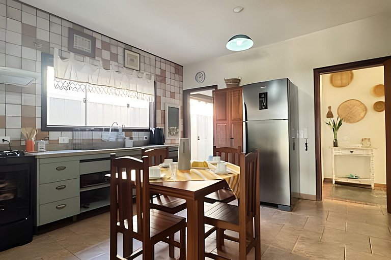 200M da praia, Ar, Piscina, Churrasqueira, Jardim