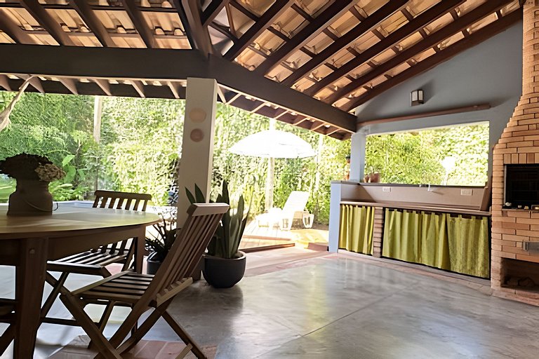 200M da praia, Ar, Piscina, Churrasqueira, Jardim