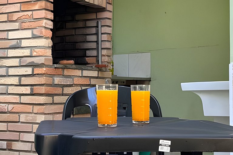 240m Praia , Ar , Churrasqueira, Wi fi