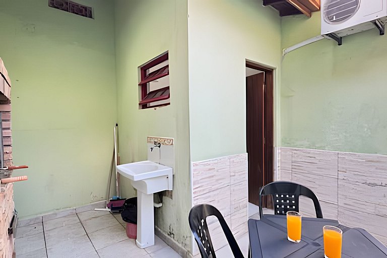 240m Praia , Ar , Churrasqueira, Wi fi