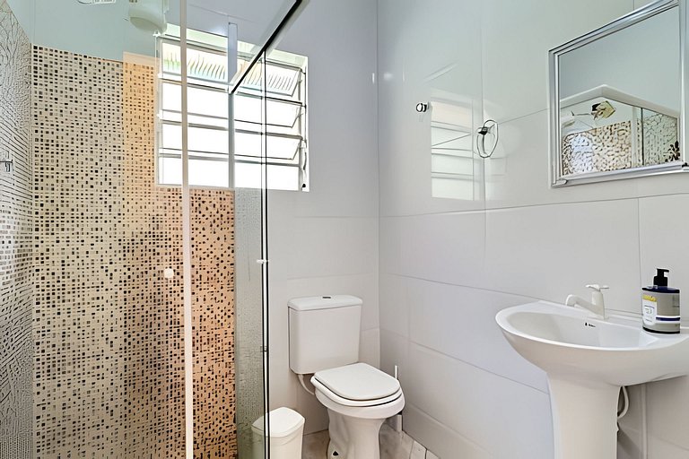 240m Praia , Ar , Churrasqueira, Wi fi