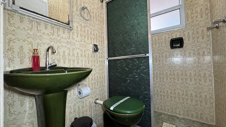 100M da praia -Piscina -Churrasqueira- 4 quartos.