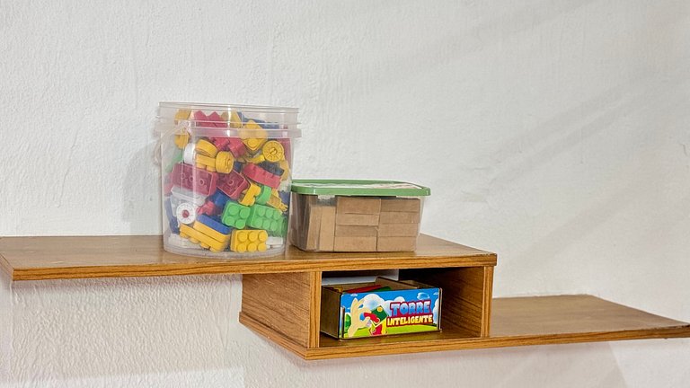 100M da praia -Piscina -Churrasqueira- 4 quartos.