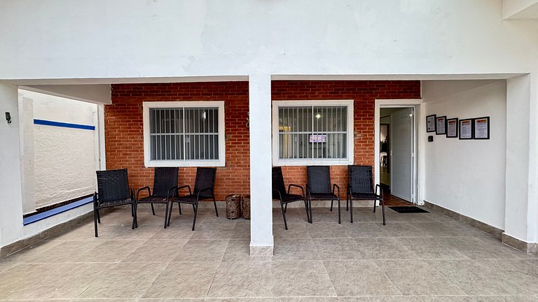 100M da praia -Piscina -Churrasqueira- 4 quartos.