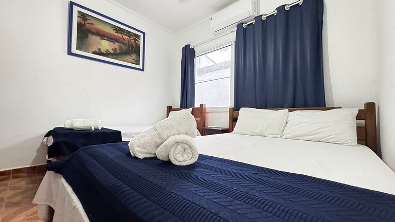 100M da praia -Piscina -Churrasqueira- 4 quartos.