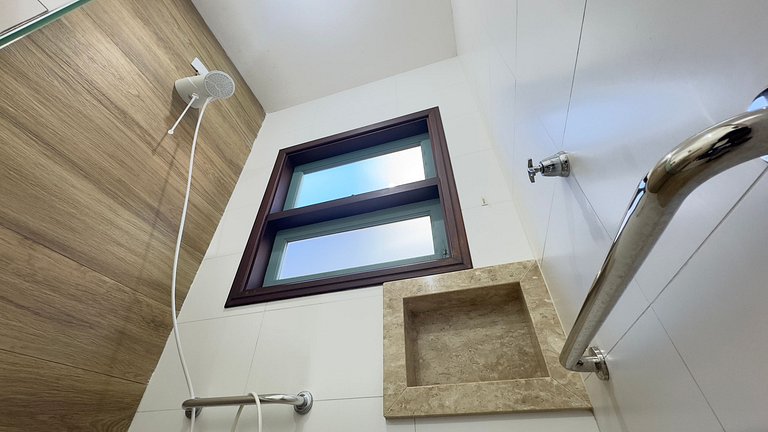 200M da praia, Ar, Piscina, Churrasqueira, Jardim