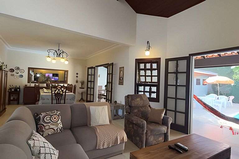 Piscina, Ar, Academia e Cervejeira — 220m da praia