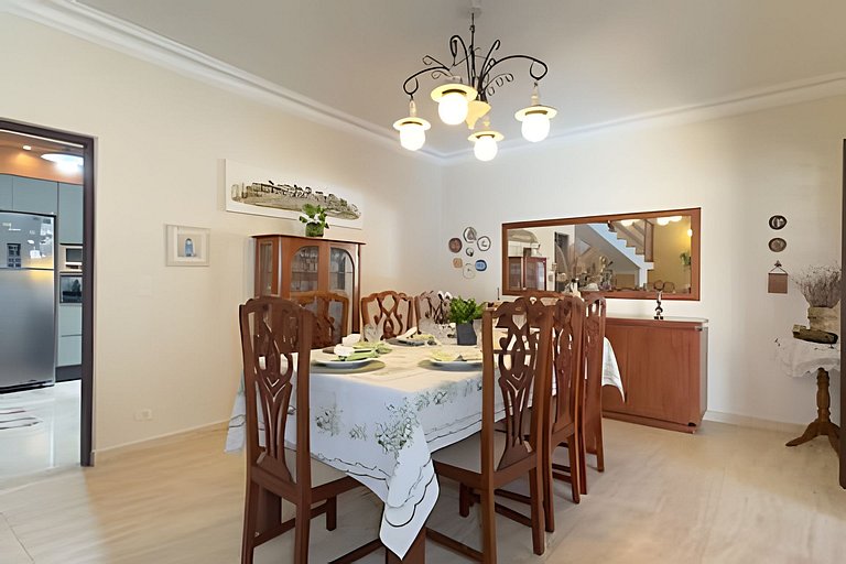 Piscina, Ar, Academia e Cervejeira — 220m da praia