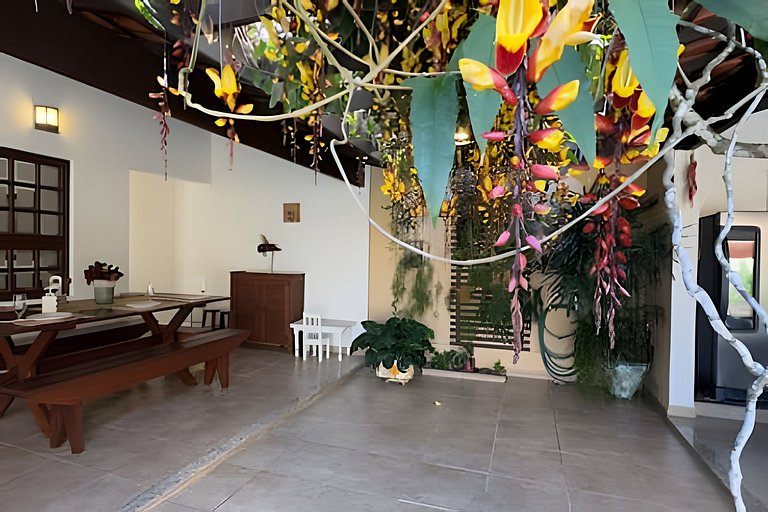 Piscina, Ar, Academia e Cervejeira — 220m da praia