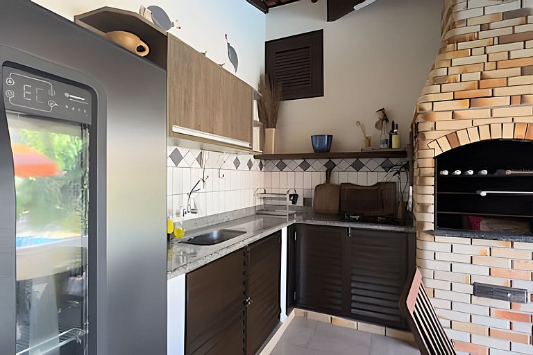 Piscina, Ar, Academia e Cervejeira — 220m da praia