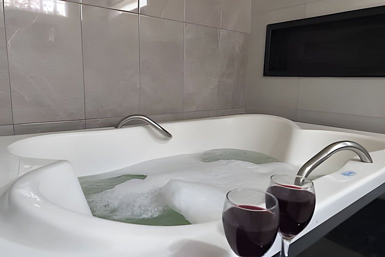 Casa 100 metros praia, Wi fi, Ar, Área Gourmet