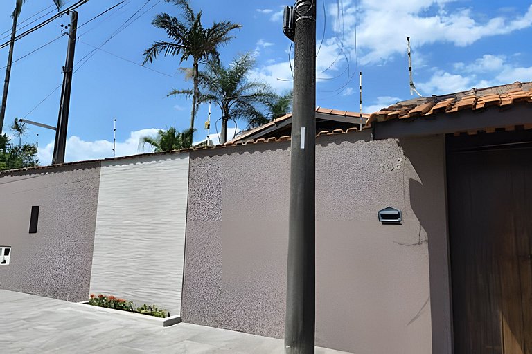 Casa 100 metros praia, Wi fi, Ar, Área Gourmet