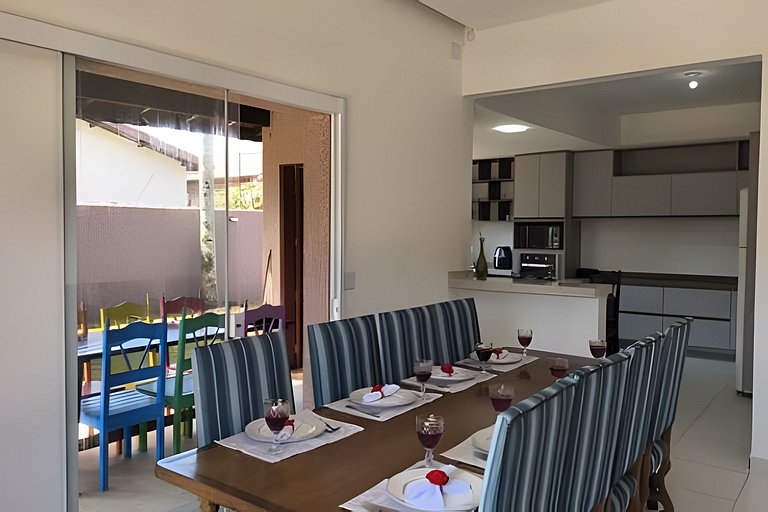 Casa 100 metros praia, Wi fi, Ar, Área Gourmet