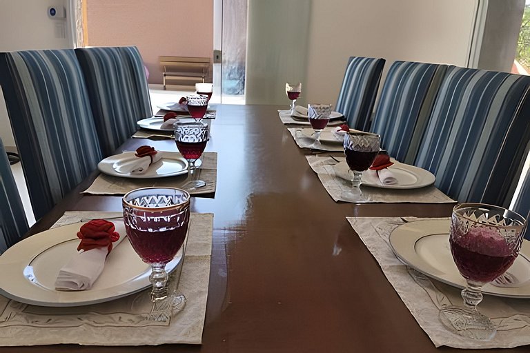 Casa 100 metros praia, Wi fi, Ar, Área Gourmet