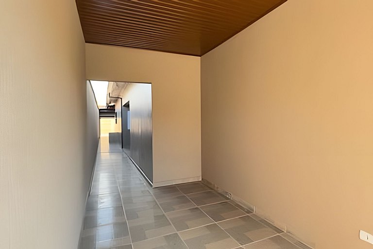 Casa Térrea com Churrasqueira, Wi-Fi e Garagem