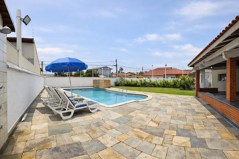 Oásis: Casa+Edícula, Piscina e Campo a 500m Praia
