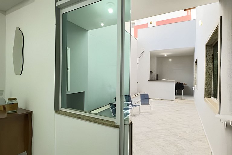 Casa no Centro 450 metros praia com Churrasqueira