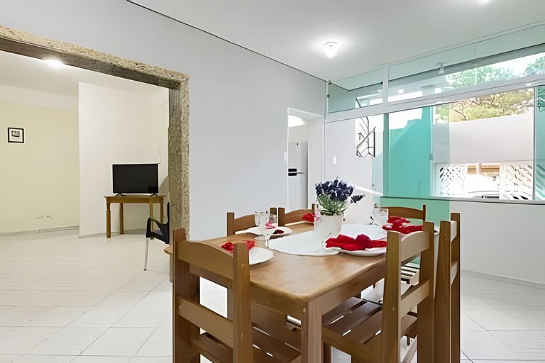 Casa no Centro 450 metros praia com Churrasqueira