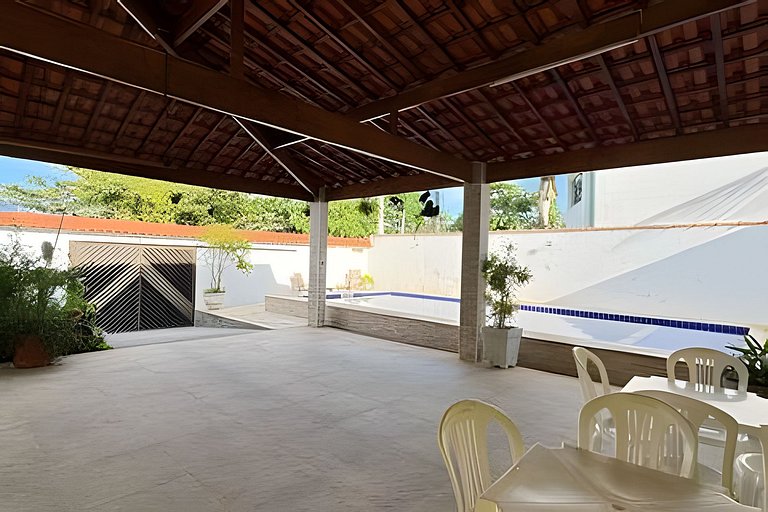 Sobrado com área Gourmet Piscina, e vista Montanha