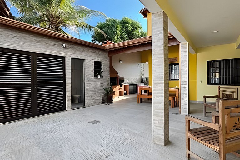 Sobrado com área Gourmet Piscina, e vista Montanha