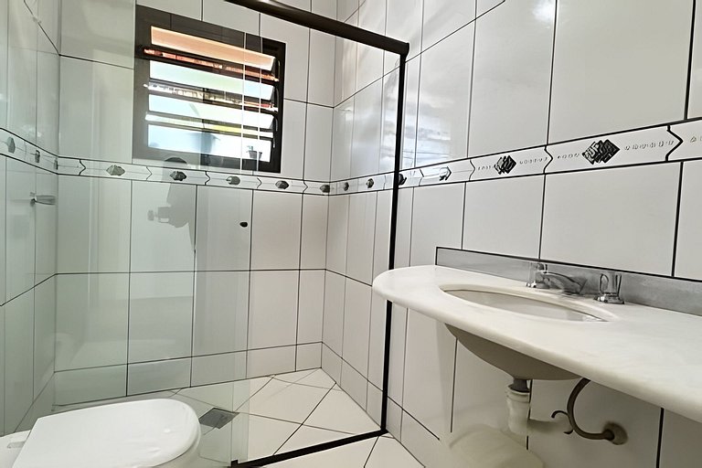 Sobrado com área Gourmet Piscina, e vista Montanha