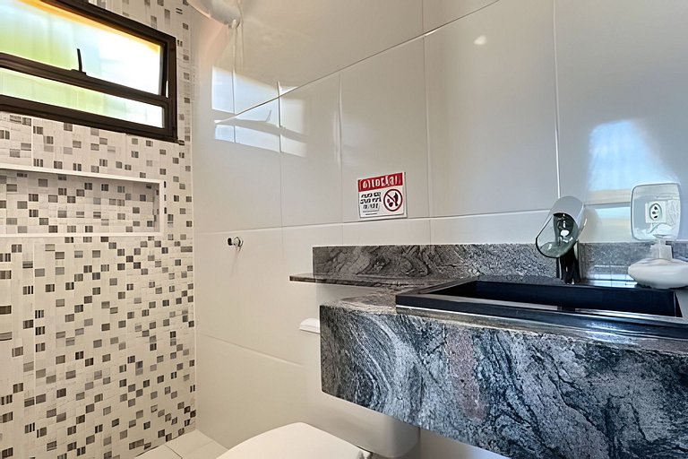 Sobrado com área Gourmet Piscina, e vista Montanha