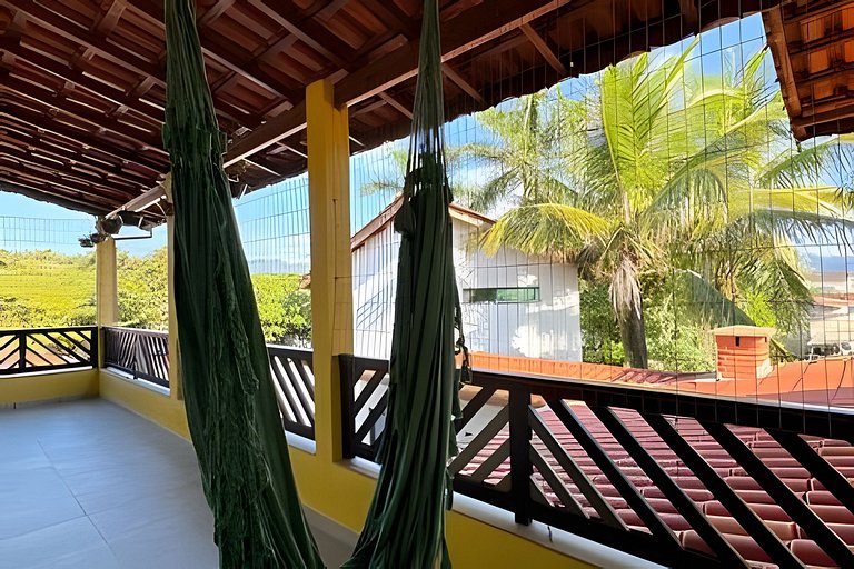 Sobrado com área Gourmet Piscina, e vista Montanha